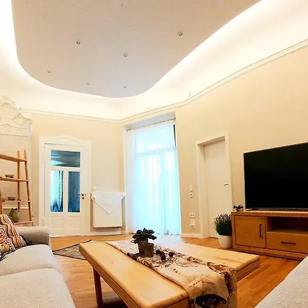 Luxus Ferienwohnung Mit Hochwertiger Ausstattung Wintergarten Cottbus Buitenkant foto